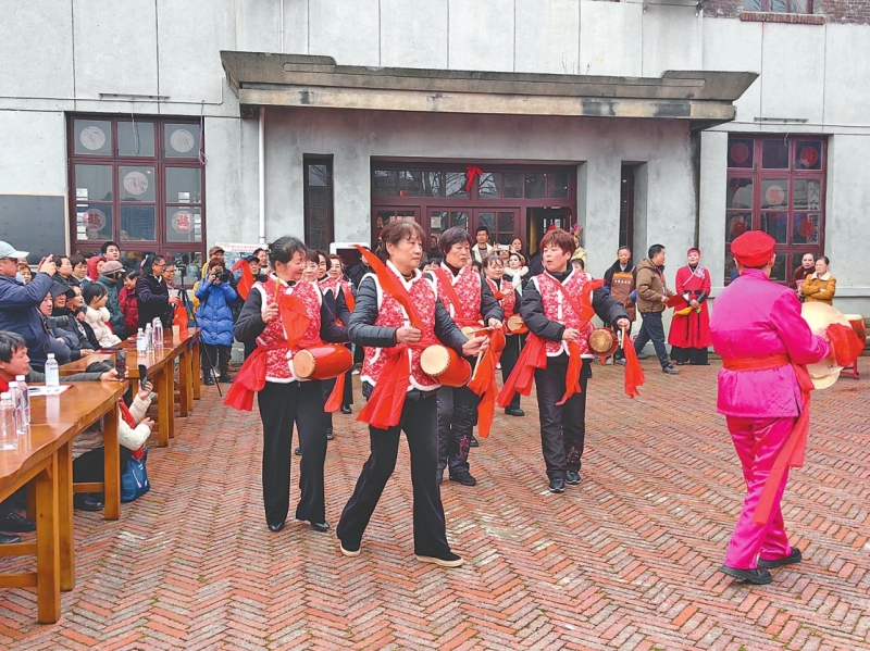 ��ɽ�� ����Ⱥ���˷�������