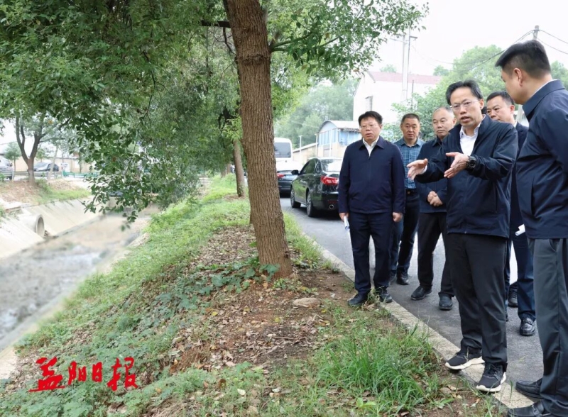 ����������Ϫ���쿴�ڳ�ˮ�����������